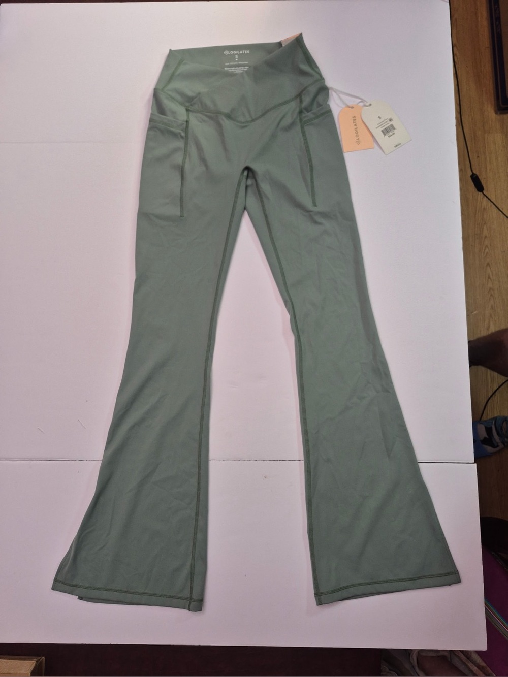 Cloudset High-Rise Flare Pocket Leggings - Sage Green